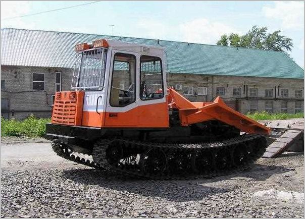 Алтайский трактор ТТ-4-02: характеристики, преимущества, недостатки, обзор