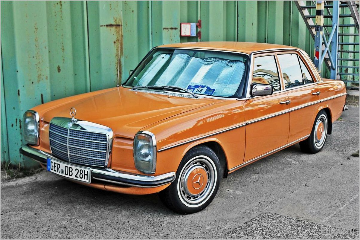 (mercedes-benz, w114, классика, немецкого, автомобилестроения) Mercedes-Benz W114 — классика немецкого автомобилестроения